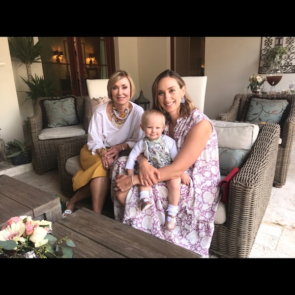 Meet your Posher, Jujulia - Picture 1 of 1